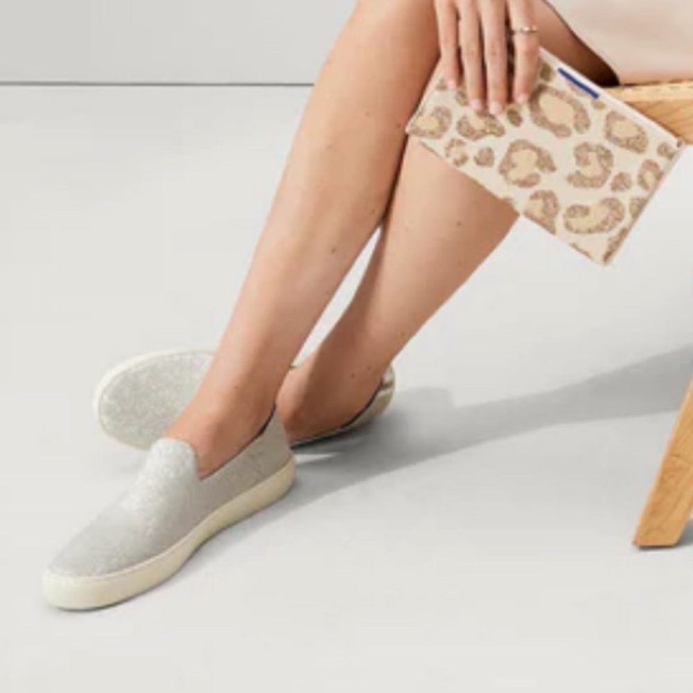 Rothy’s Sneakers Loafers Knit Iridescent Slip On Gray Color Size 8.5